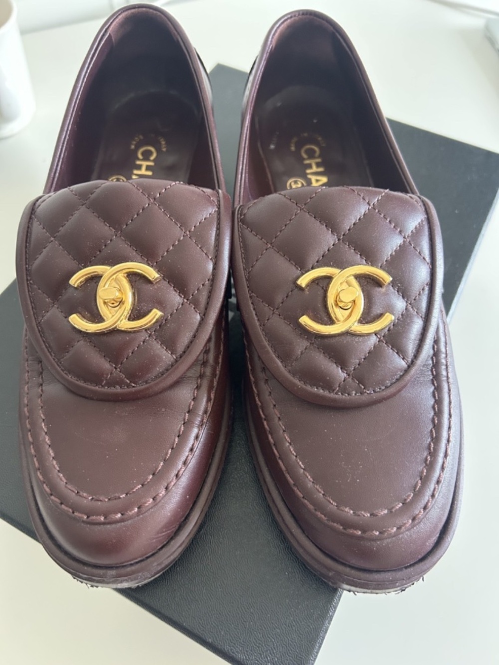 Chanel Turnlock Loafer 7.5 Burgundy - Picture 8 of 8